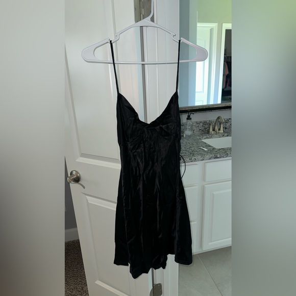 Meshki. NWT. Backless slip dress. XL - Picture 3 of 4